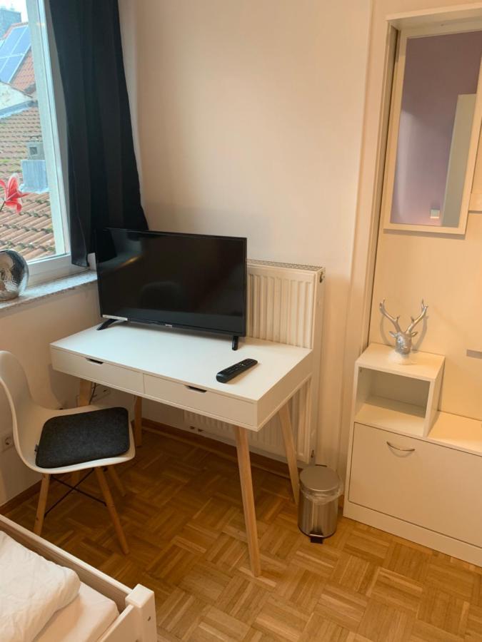 Aschaffapartment 4 Schlafzimmer Bis 10 Personen Bei Aschaffenburg Mainaschaff 외부 사진