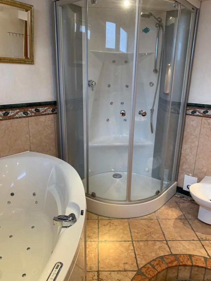 Aschaffapartment 4 Schlafzimmer Bis 10 Personen Bei Aschaffenburg Mainaschaff 외부 사진
